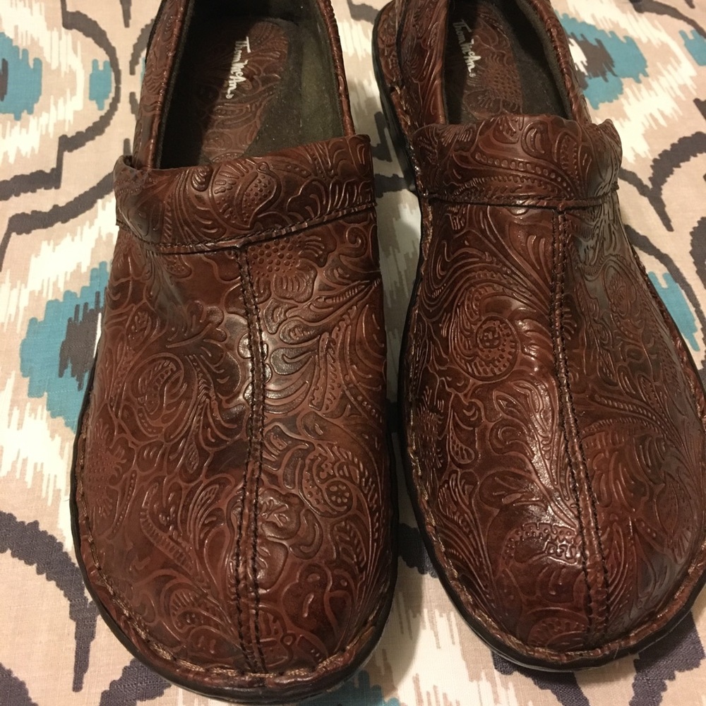 Women’s Thomas MCCann shoes